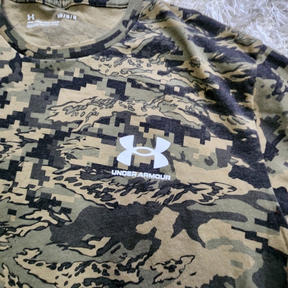 Under Armour Men's T-Shirt Medium - Picture 2 of 2